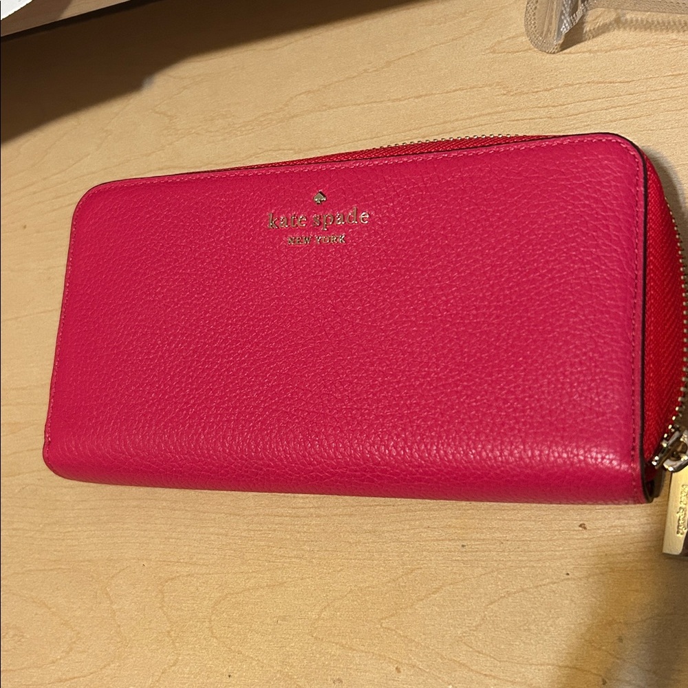 Kate Spade Fuchsia Leather Wallet - Picture 1 of 4
